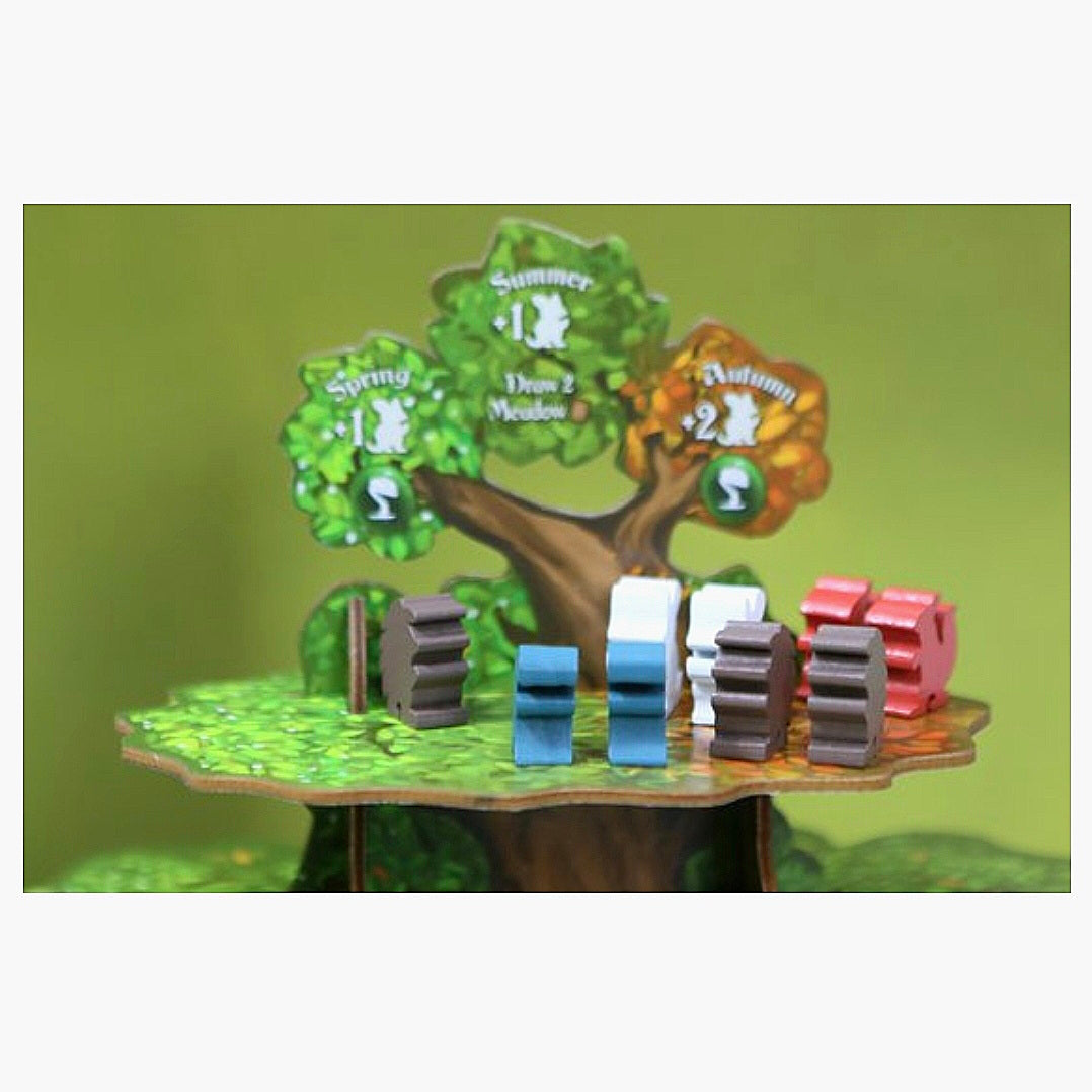 White Globin: Everdell