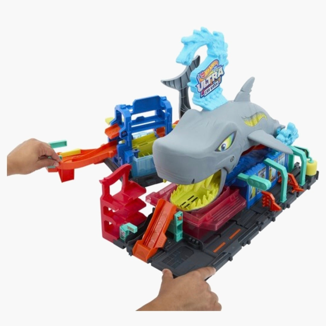 Hot Wheels: Ultra Shark Car Wash Racebaan
