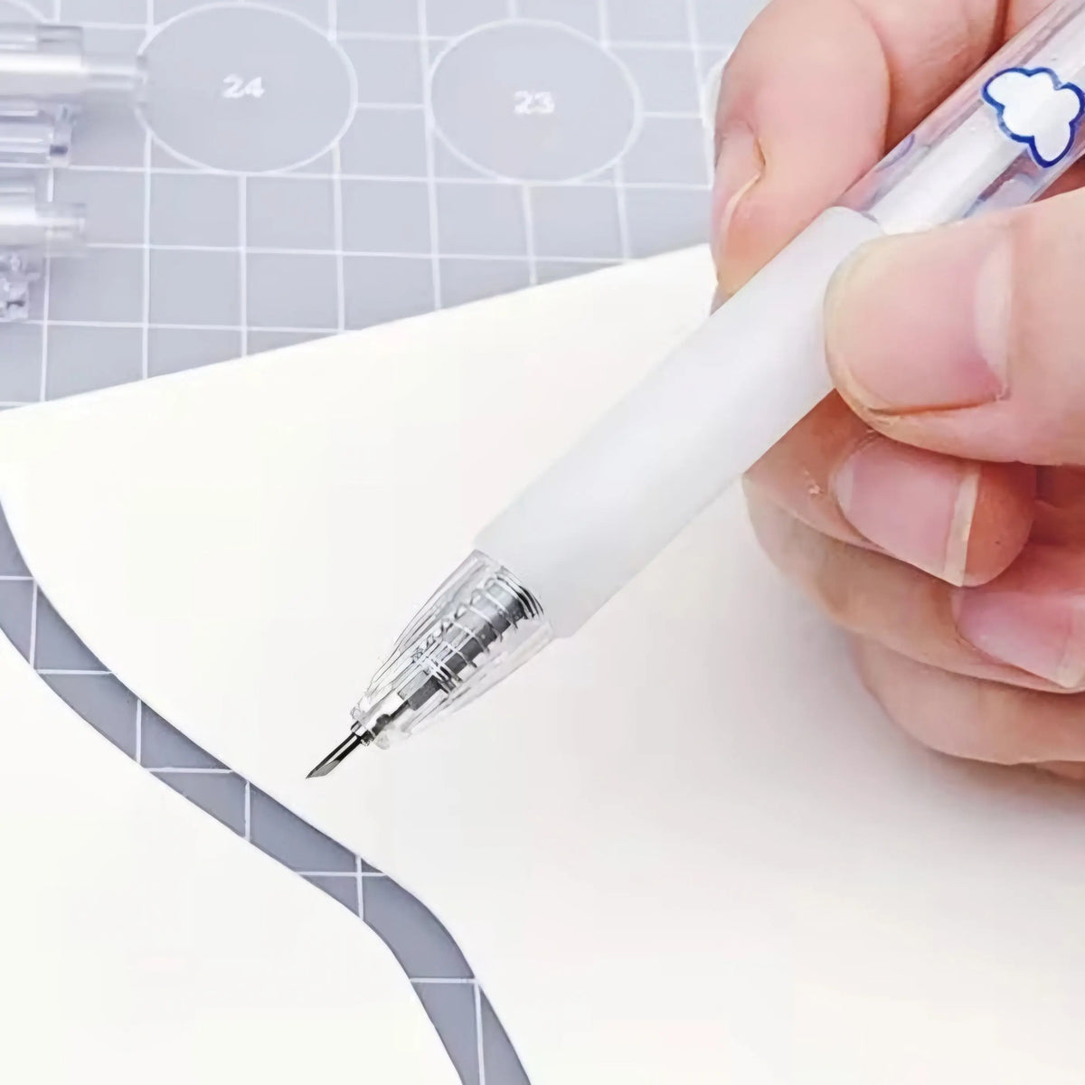 Cartoon hobby papier snijmesje pen + reserve mesje  -  Multiplaza
