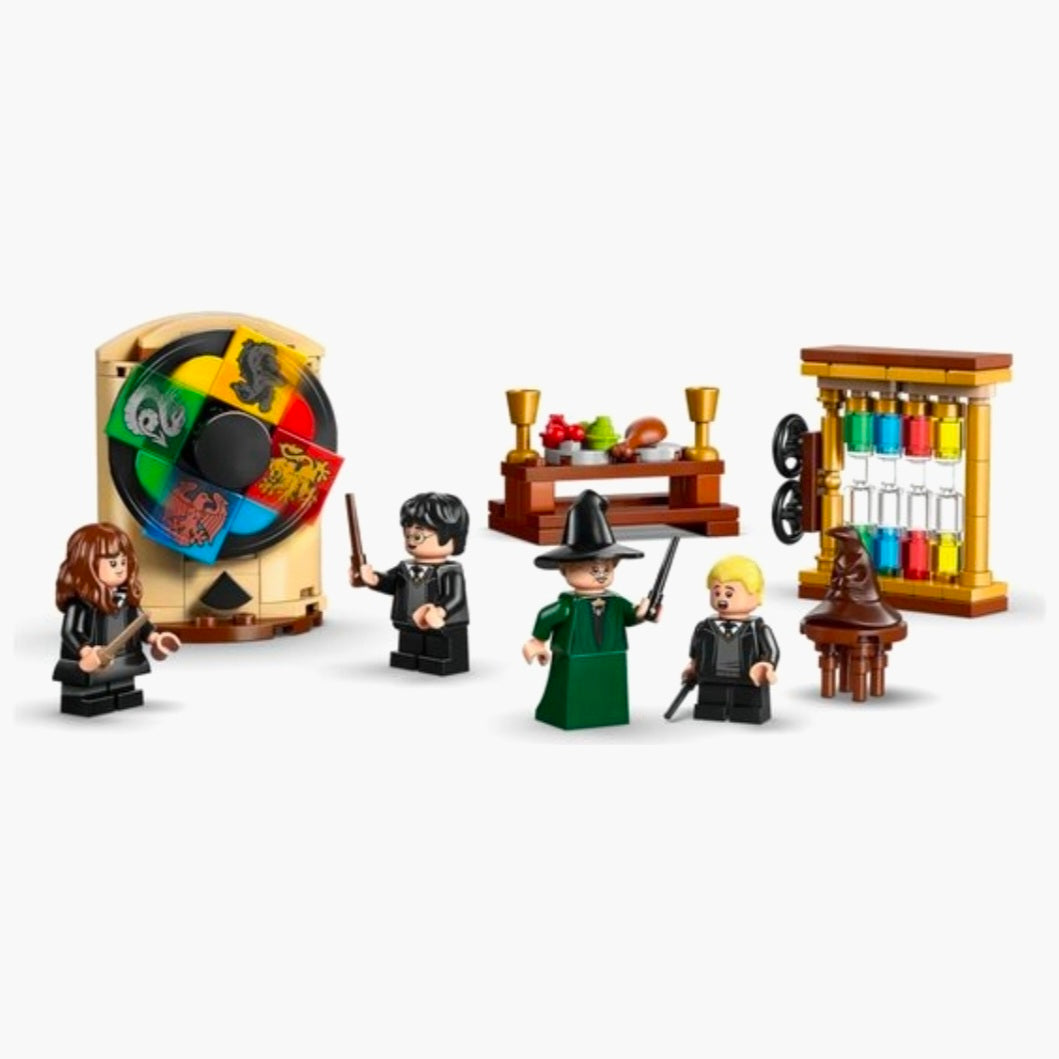 LEGO 76460: Harry Potter - Kasteel Zweinstein  Sorteerhoedceremonie