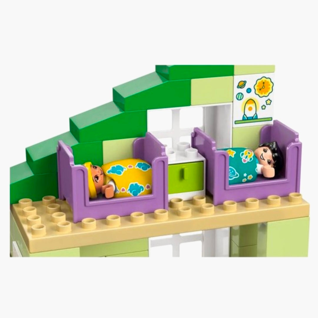 LEGO Duplo 10470: Modern Familiehuis met Figuren 3in1