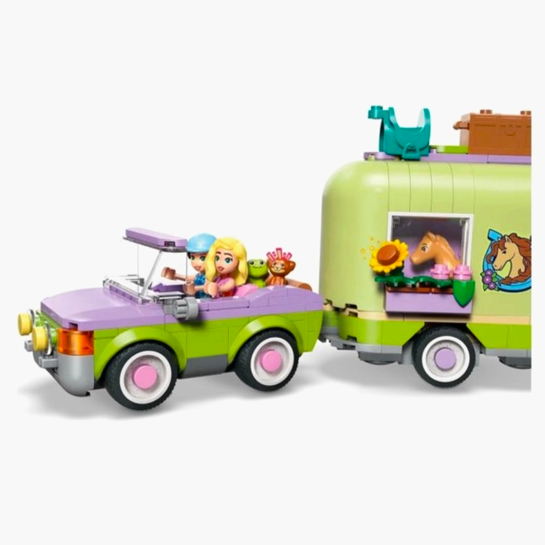 LEGO 42695: Friends - Trailer met Paard en Veulen
