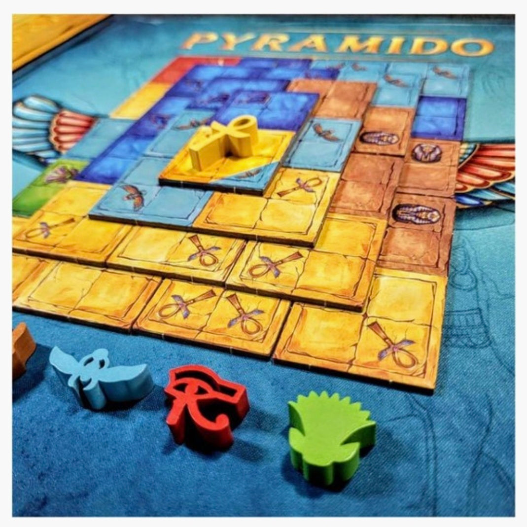 White Goblin: Pyramido