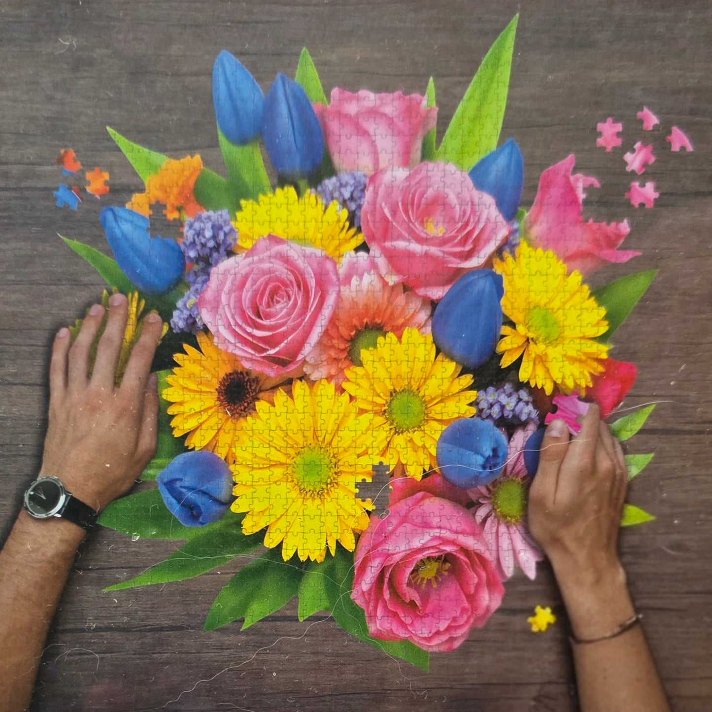 Shaped Puzzel: Roses and Gerberas 700