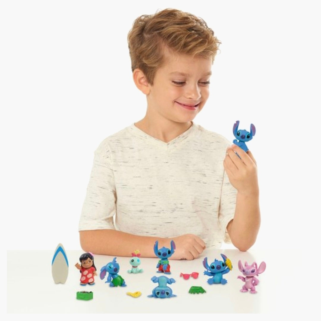 Stitch: Deluxe Set 8 Speelfiguren + 5 accessoires